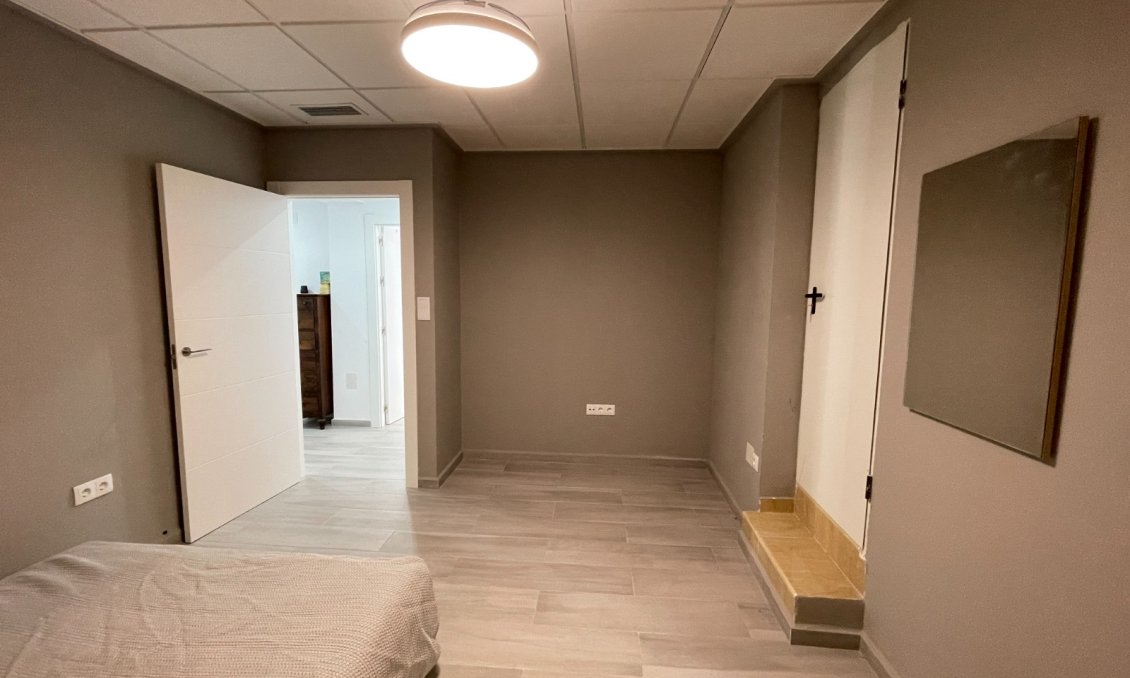 Használt Ingatlanok - Sorház -
Algorfa - Inland