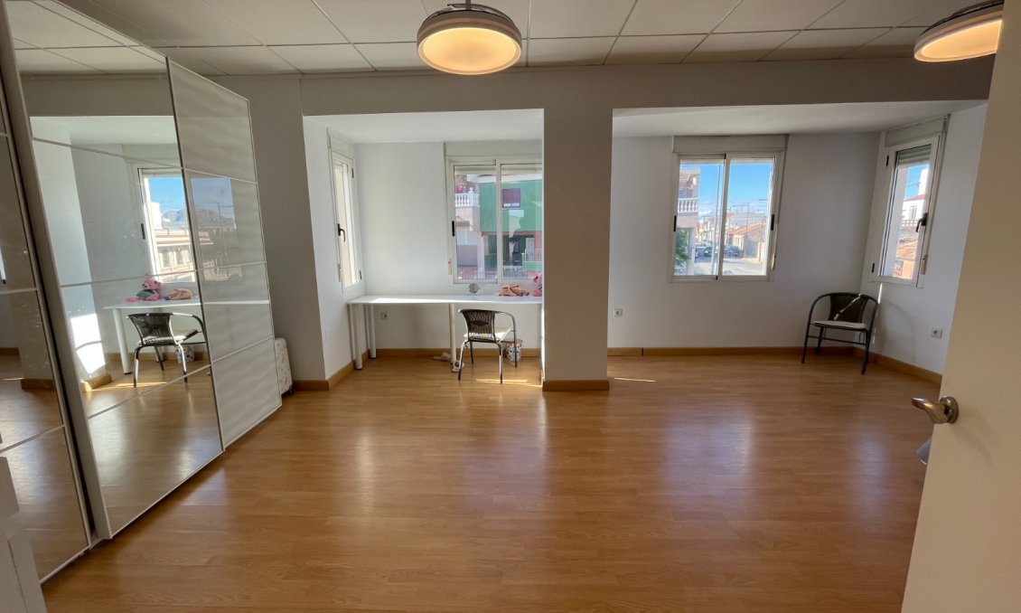 Használt Ingatlanok - Sorház -
Algorfa - Inland