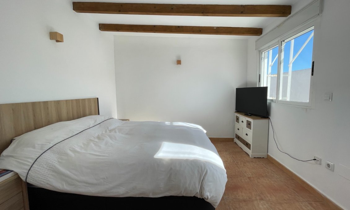 Használt Ingatlanok - Sorház -
Algorfa - Inland