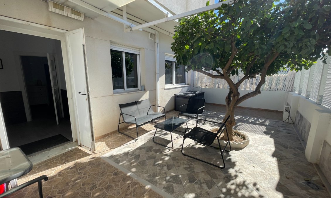 Használt Ingatlanok - Sorház -
Algorfa - Inland