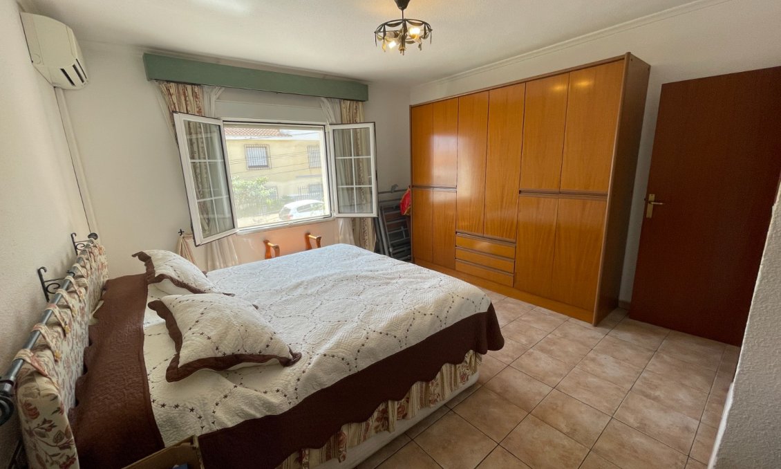 Használt Ingatlanok - Villa -
Benijofar - Costa Blanca