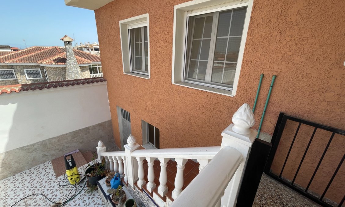 Használt Ingatlanok - Villa -
Benijofar - Costa Blanca