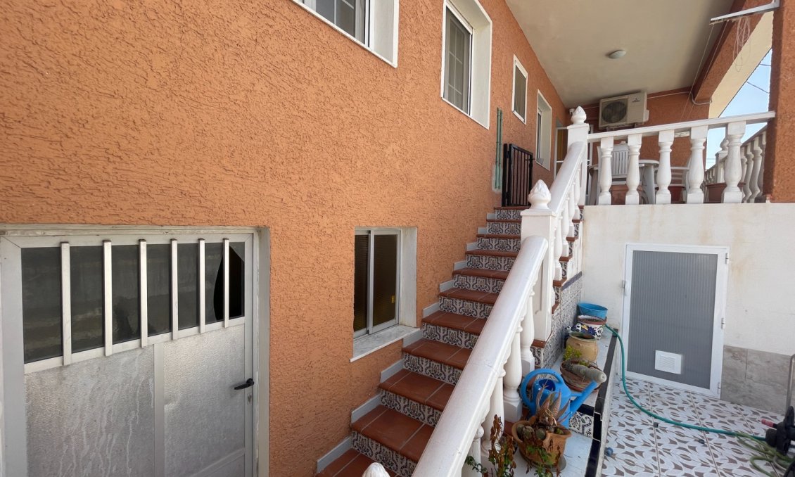 Használt Ingatlanok - Villa -
Benijofar - Costa Blanca