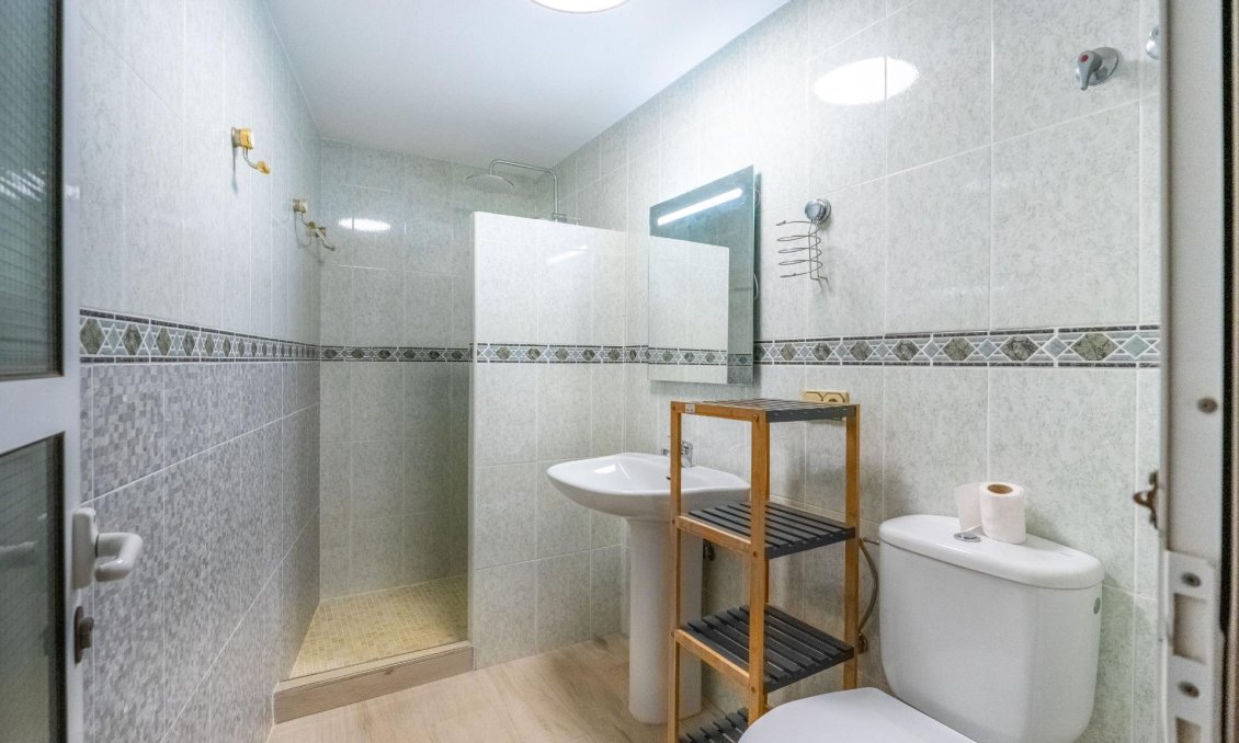 Használt Ingatlanok - Villa -
Torrevieja - El Chaparral