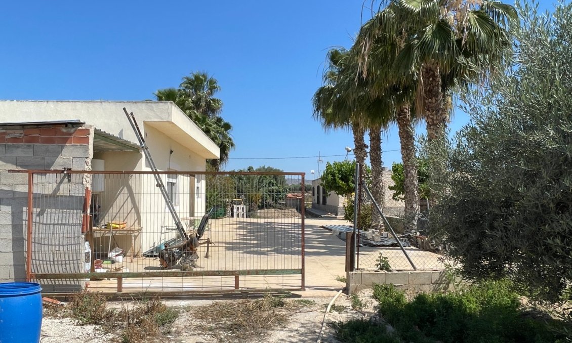 Használt Ingatlanok - Villa -
Crevillent - Inland