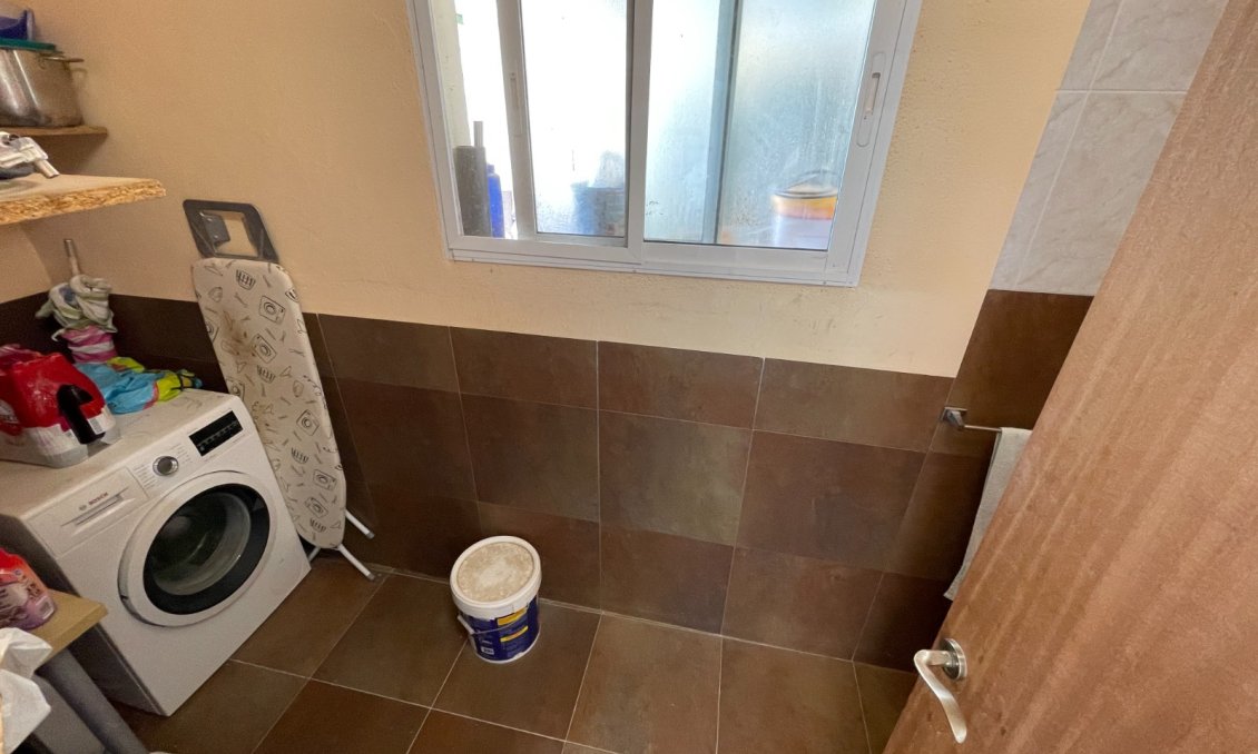 Használt Ingatlanok - Villa -
Crevillent - Inland