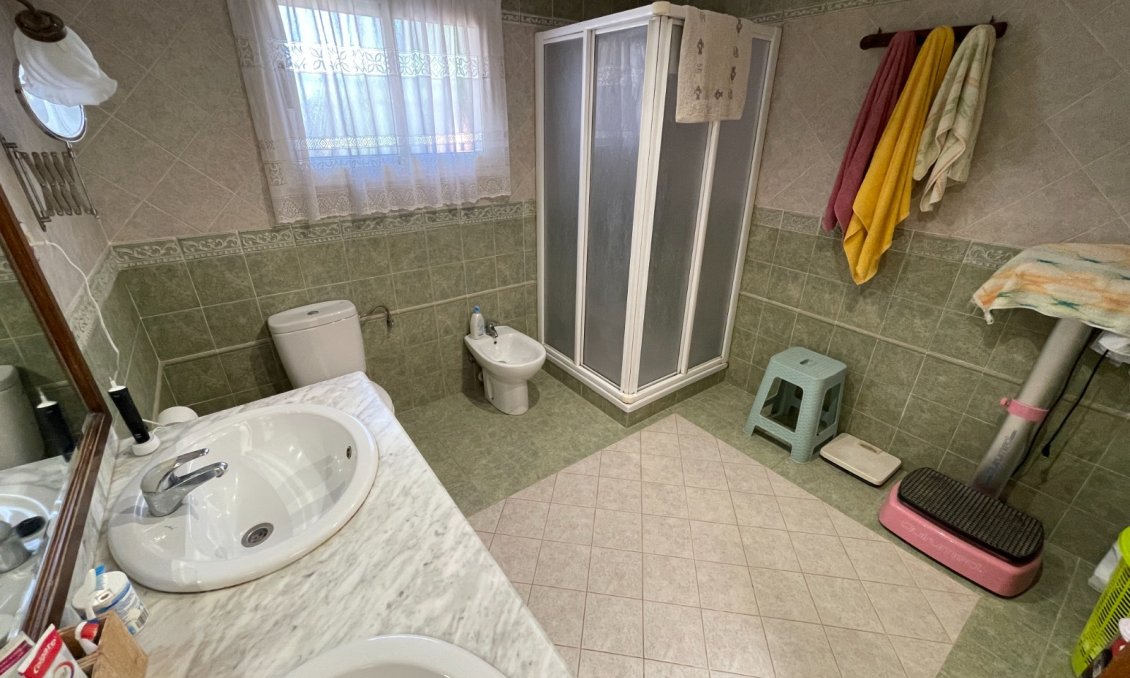 Használt Ingatlanok - Villa -
Crevillent - Inland