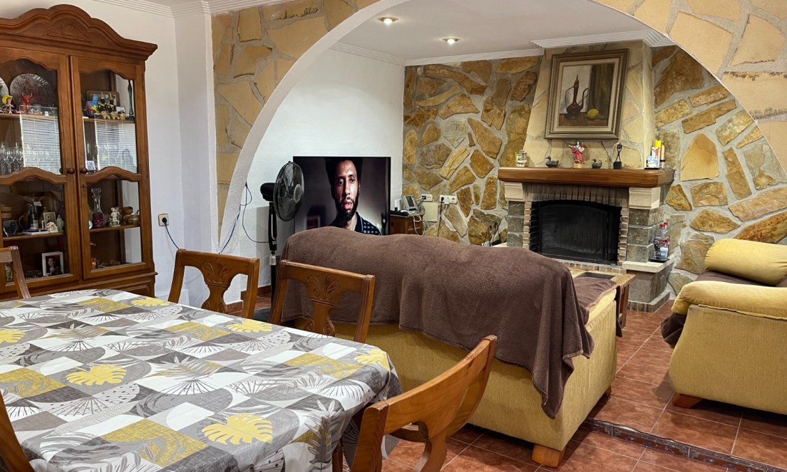 Használt Ingatlanok - Villa -
Crevillent - Inland