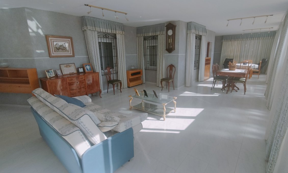 Használt Ingatlanok - Villa -
Crevillent - Inland