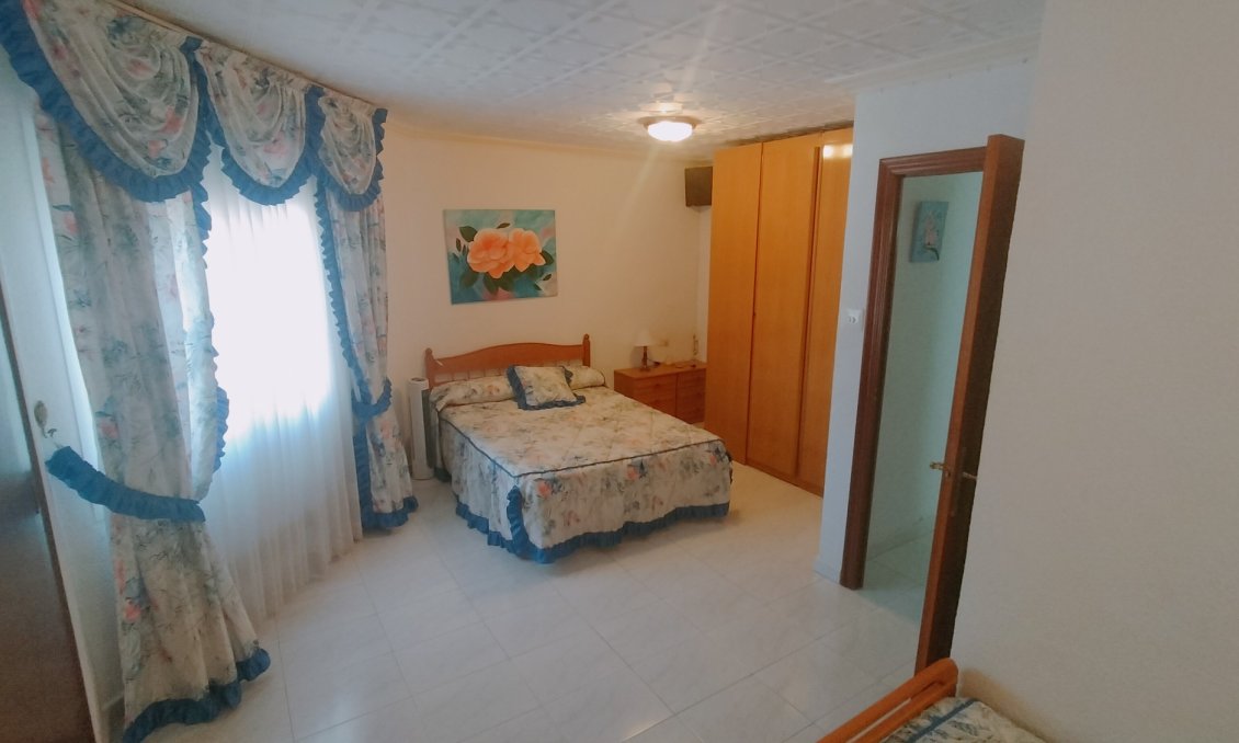 Használt Ingatlanok - Villa -
Crevillent - Inland