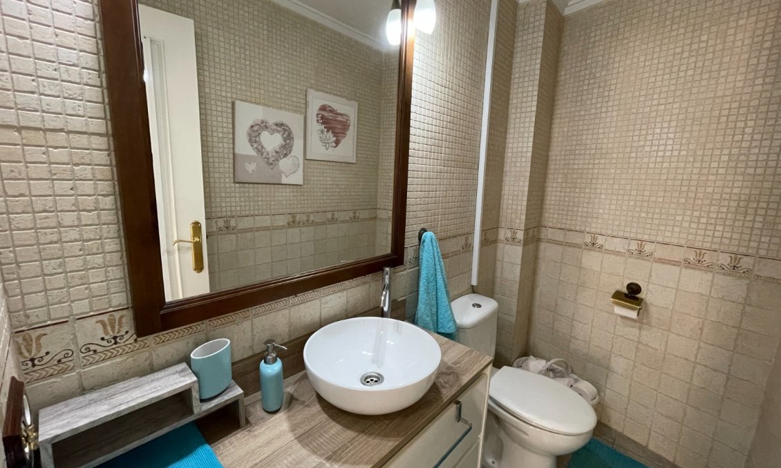 Használt Ingatlanok - Apartman -
Almoradí - Inland