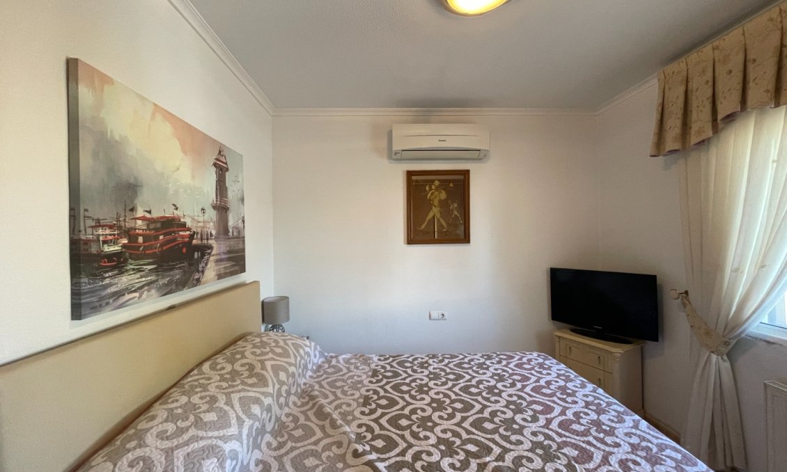 Revânzare - Vilă -
Catral - Costa Blanca