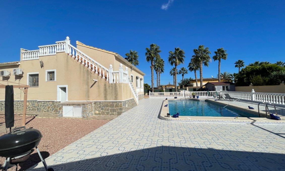 Revânzare - Vilă -
Catral - Costa Blanca