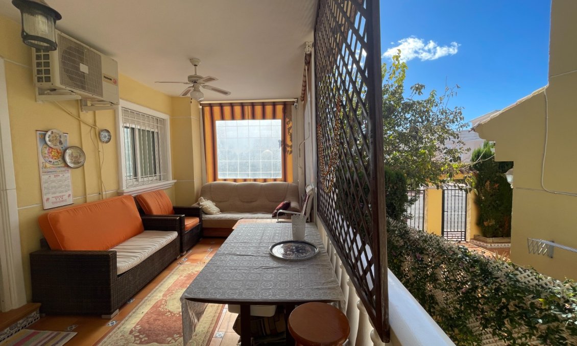 Használt Ingatlanok - Villa -
Guardamar del Segura - Costa Blanca