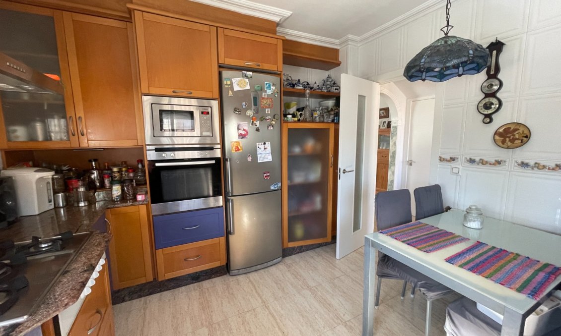 Használt Ingatlanok - Villa -
Guardamar del Segura - Costa Blanca