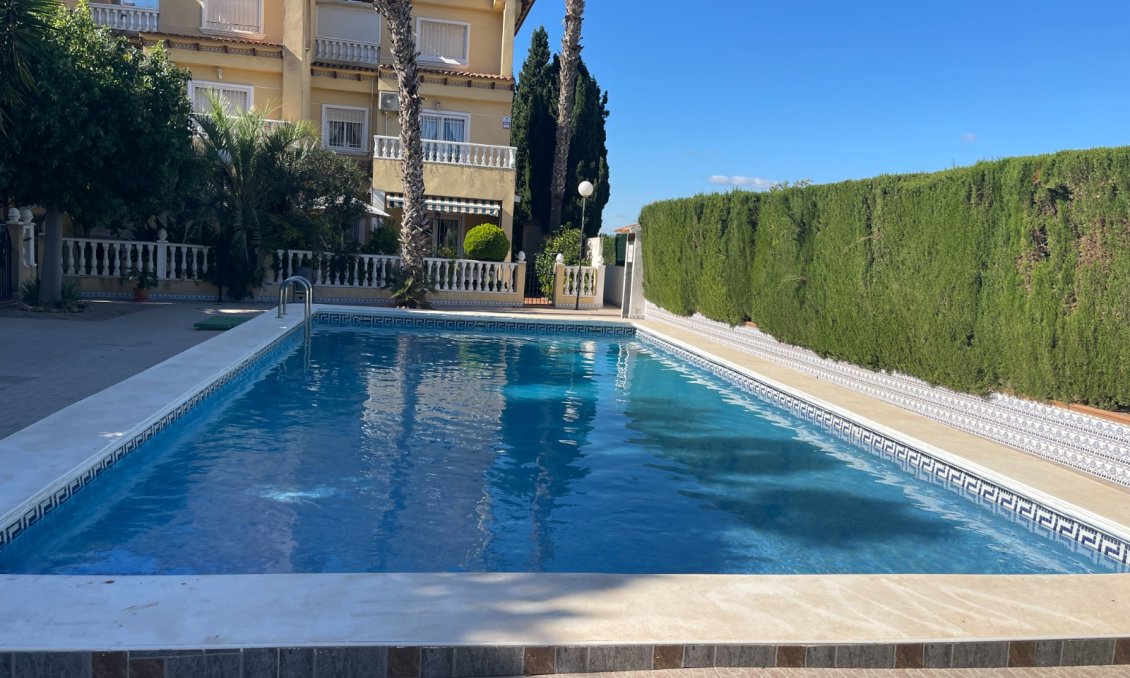 Használt Ingatlanok - Villa -
Guardamar del Segura - Costa Blanca