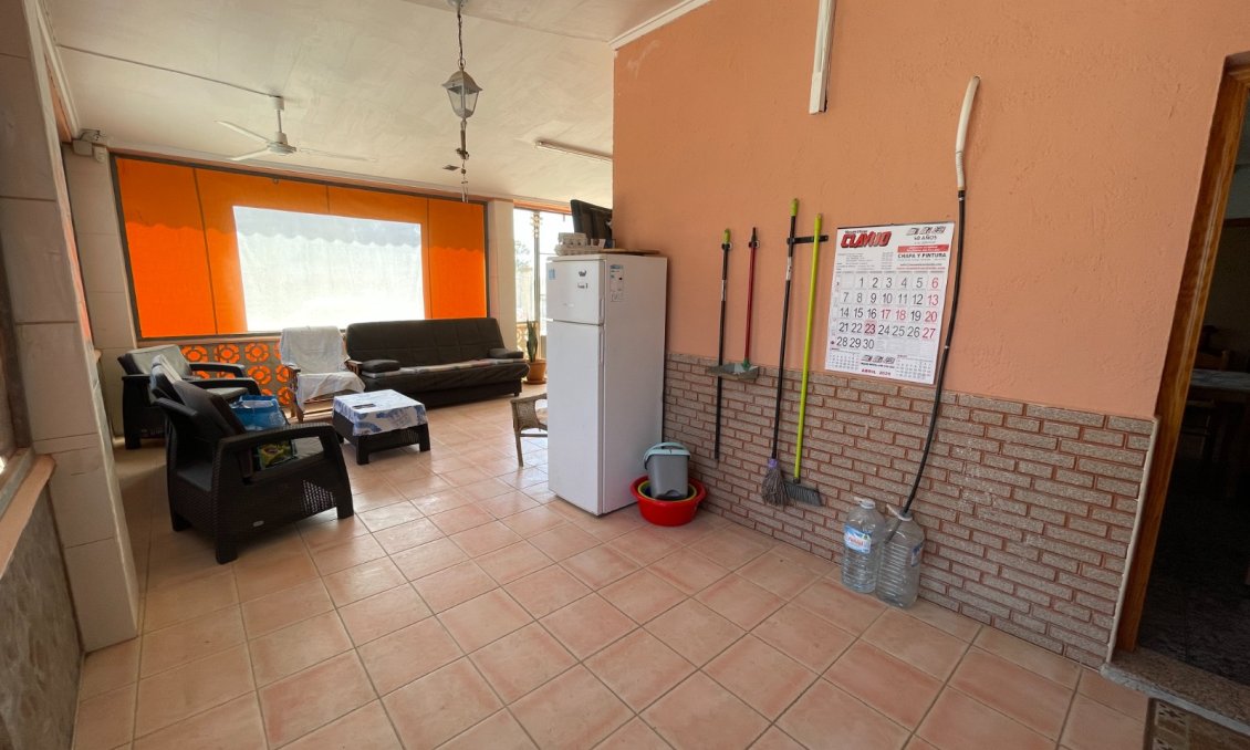 Használt Ingatlanok - Villa -
Guardamar del Segura - Costa Blanca