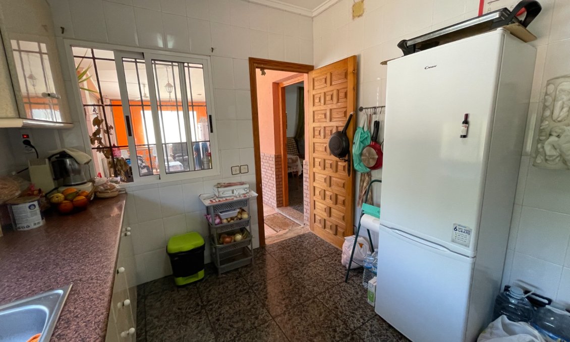 Használt Ingatlanok - Villa -
Guardamar del Segura - Costa Blanca