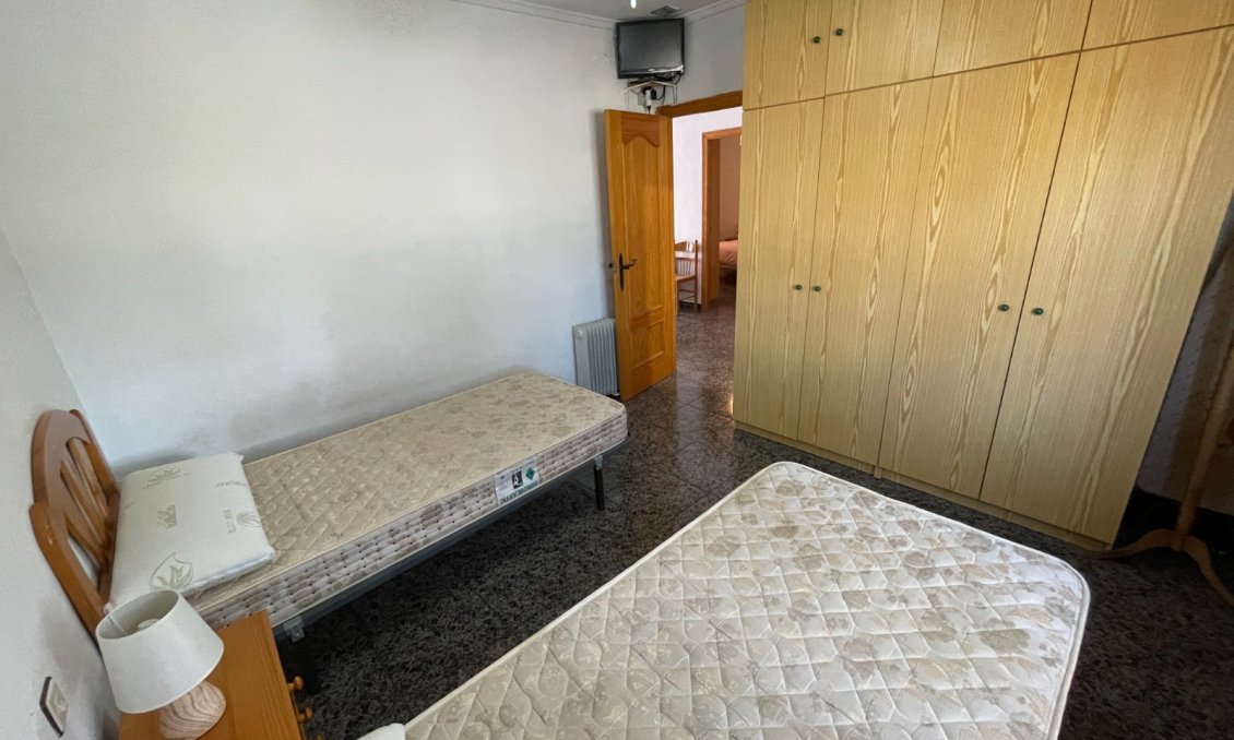 Használt Ingatlanok - Villa -
Guardamar del Segura - Costa Blanca