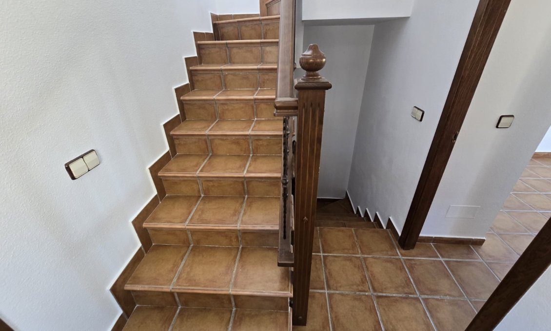 Használt Ingatlanok - Kétszintes lakás -
Algorfa - Inland