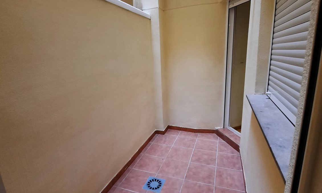 Revente - Appartement -
Almoradí - Colegio Canales Y Martinez