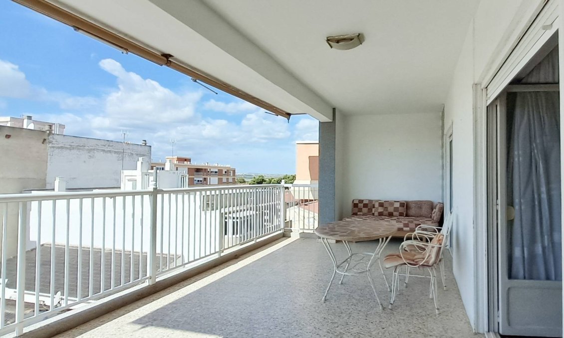 Wiederverkauf - Penthouse -
Torrevieja - Playa De Los Naufragos
