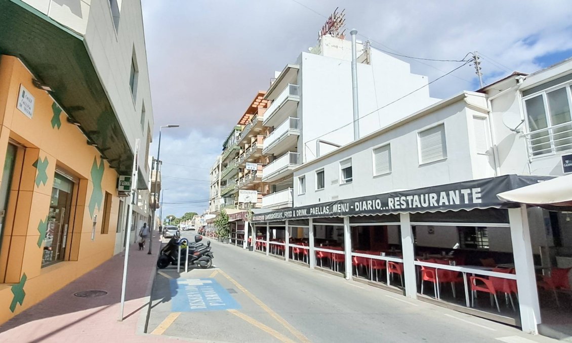 Wiederverkauf - Penthouse -
Torrevieja - Playa De Los Naufragos