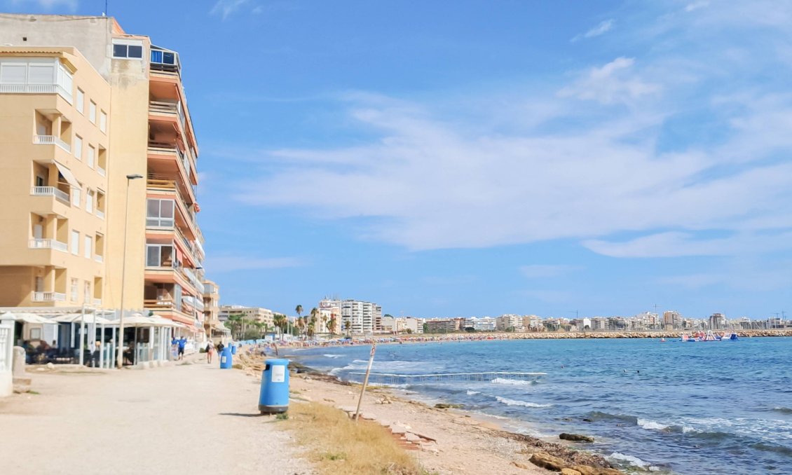Wiederverkauf - Penthouse -
Torrevieja - Playa De Los Naufragos