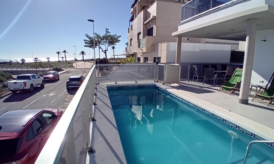 Használt Ingatlanok - Villa -
Puerto de Mazarron - El Alamillo