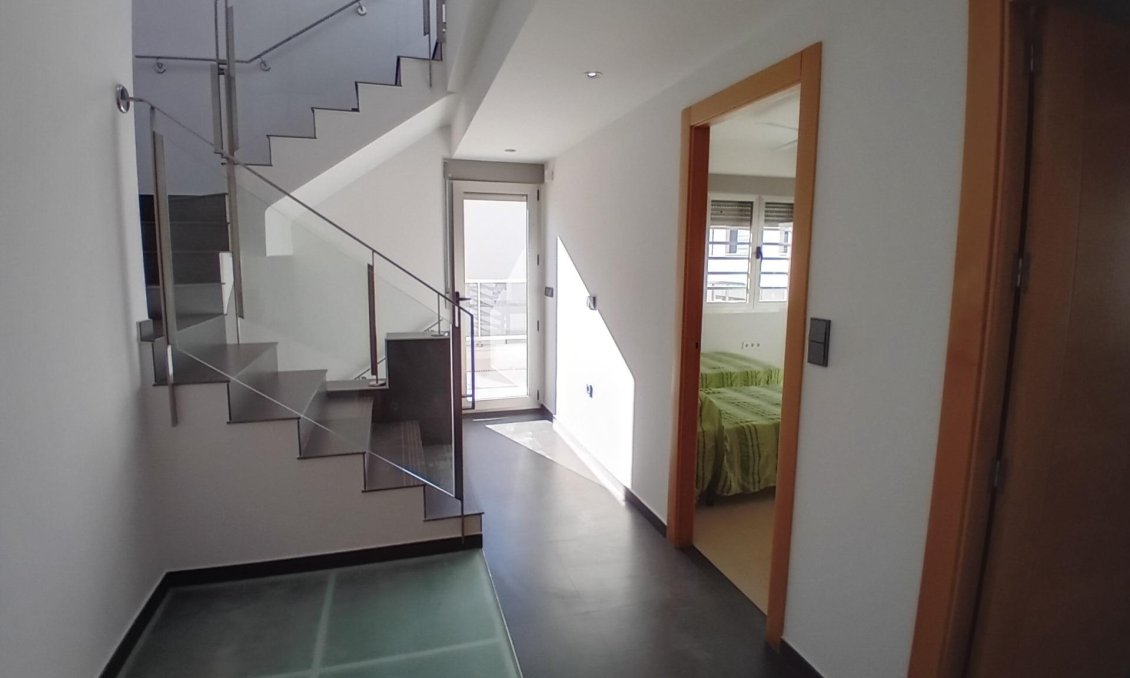 Használt Ingatlanok - Villa -
Puerto de Mazarron - El Alamillo