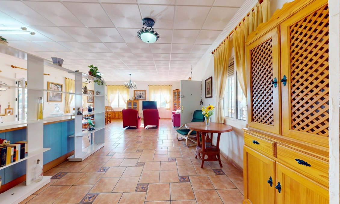 Használt Ingatlanok - Villa -
Crevillent - Inland