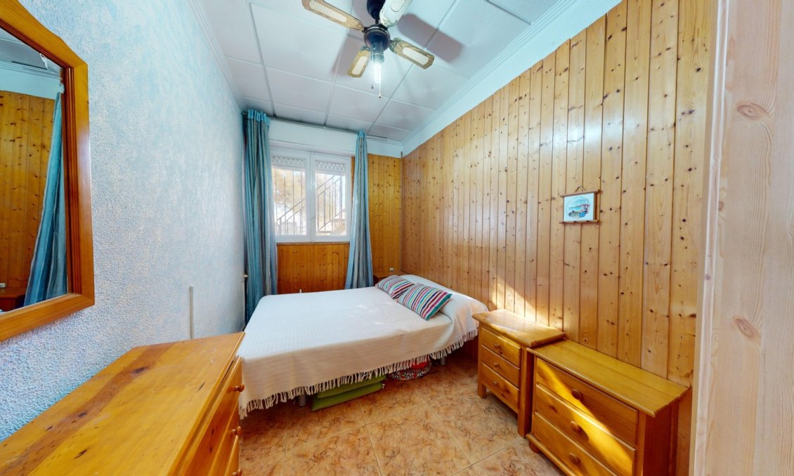 Használt Ingatlanok - Villa -
Crevillent - Inland