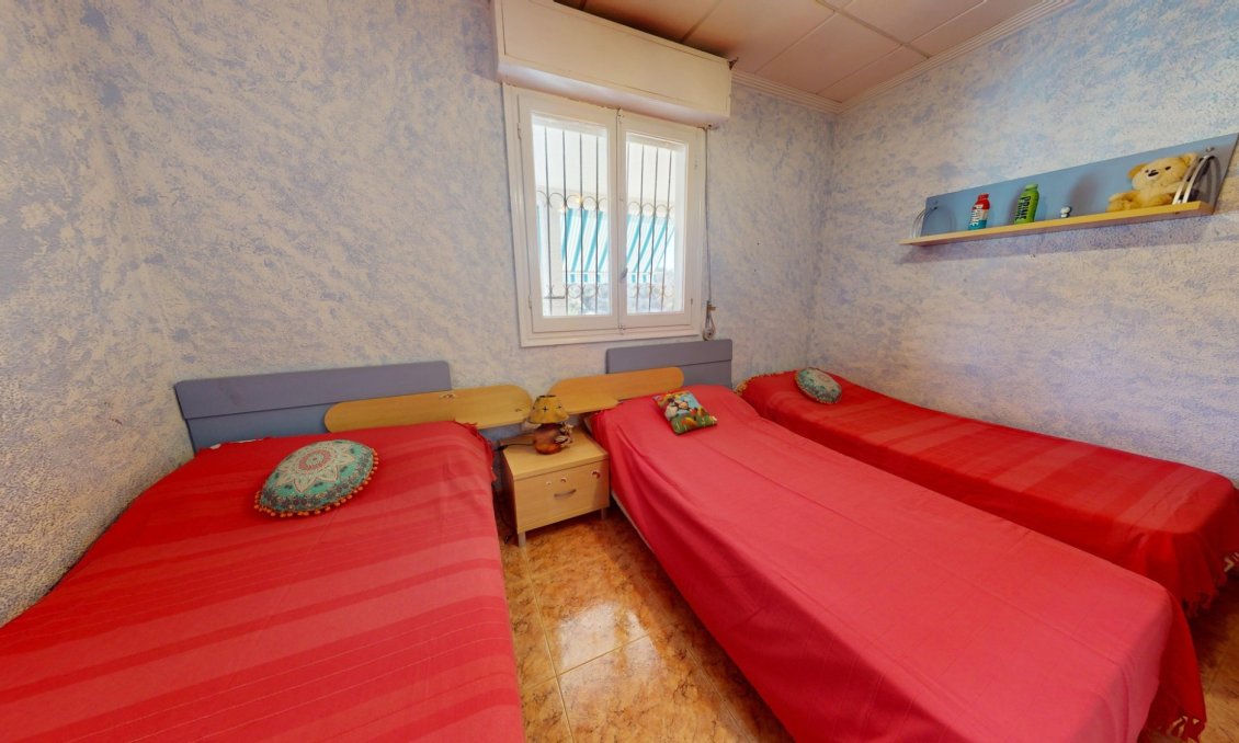 Használt Ingatlanok - Villa -
Crevillent - Inland