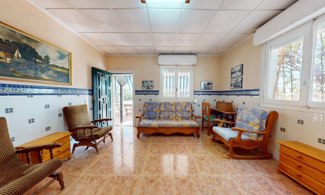 Használt Ingatlanok - Villa -
Crevillent - Inland