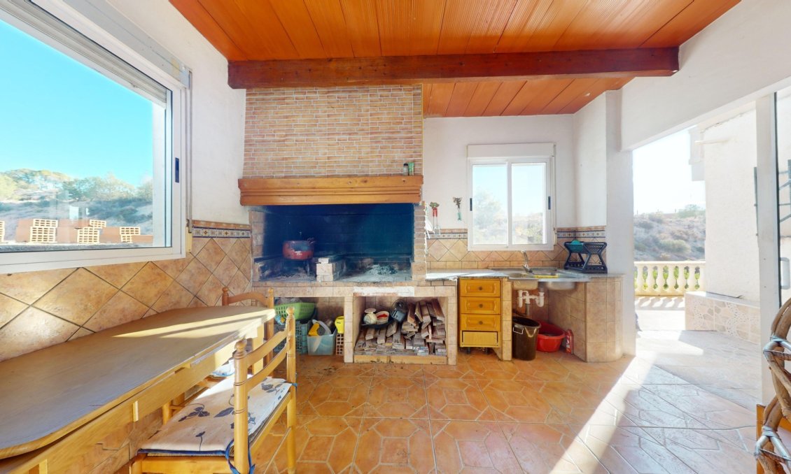 Használt Ingatlanok - Villa -
Crevillent - Inland