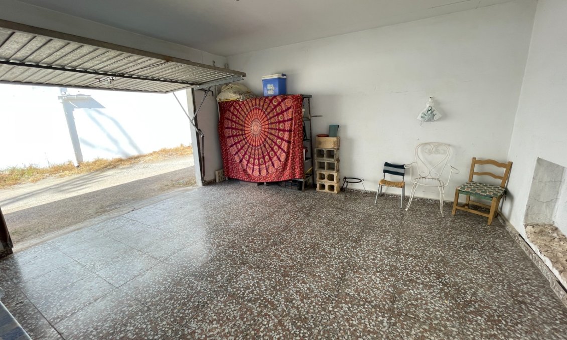 Használt Ingatlanok - Sorház -
Jacarilla - Inland