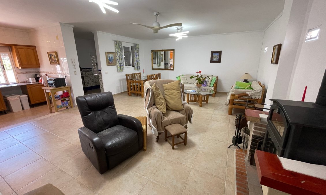 Revânzare - Vilă -
Daya Nueva - Costa Blanca