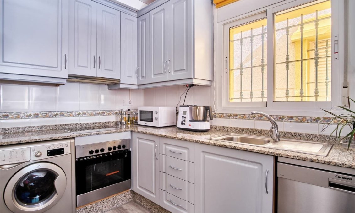 Használt Ingatlanok - Villa -
Los Montesinos - Costa Blanca