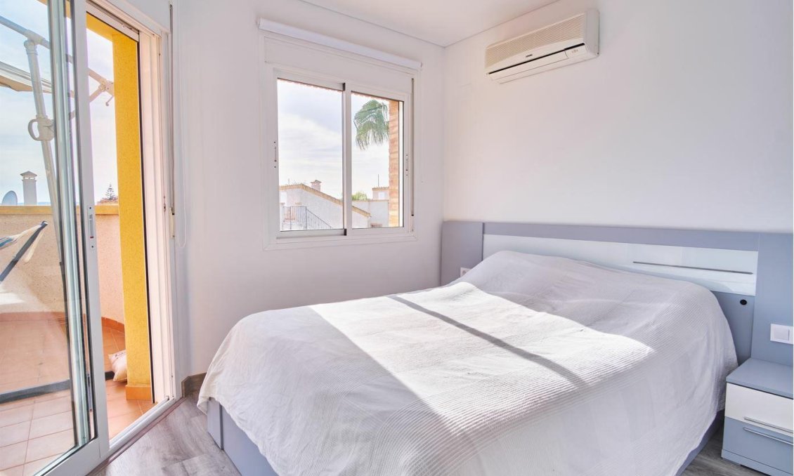 Használt Ingatlanok - Villa -
Los Montesinos - Costa Blanca