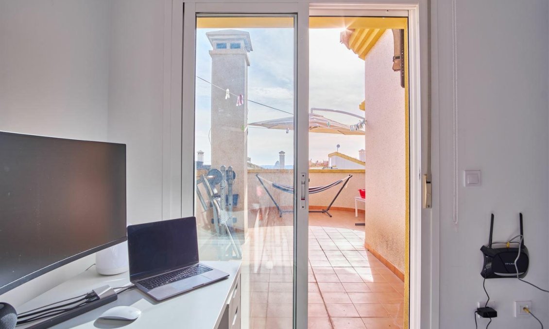 Használt Ingatlanok - Villa -
Los Montesinos - Costa Blanca