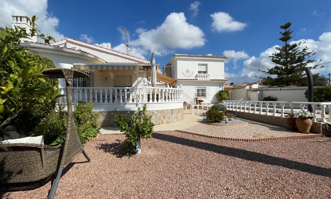 Használt Ingatlanok - Villa -
Ciudad Quesada - Costa Blanca