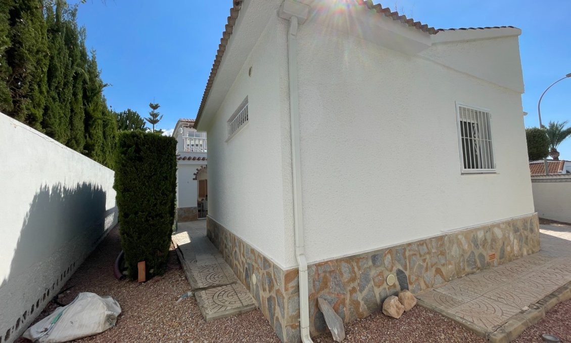 Használt Ingatlanok - Villa -
Ciudad Quesada - Costa Blanca