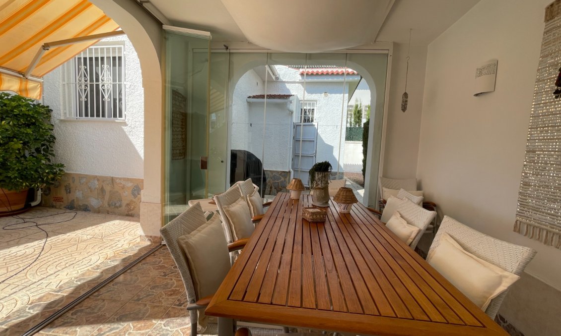 Használt Ingatlanok - Villa -
Ciudad Quesada - Costa Blanca