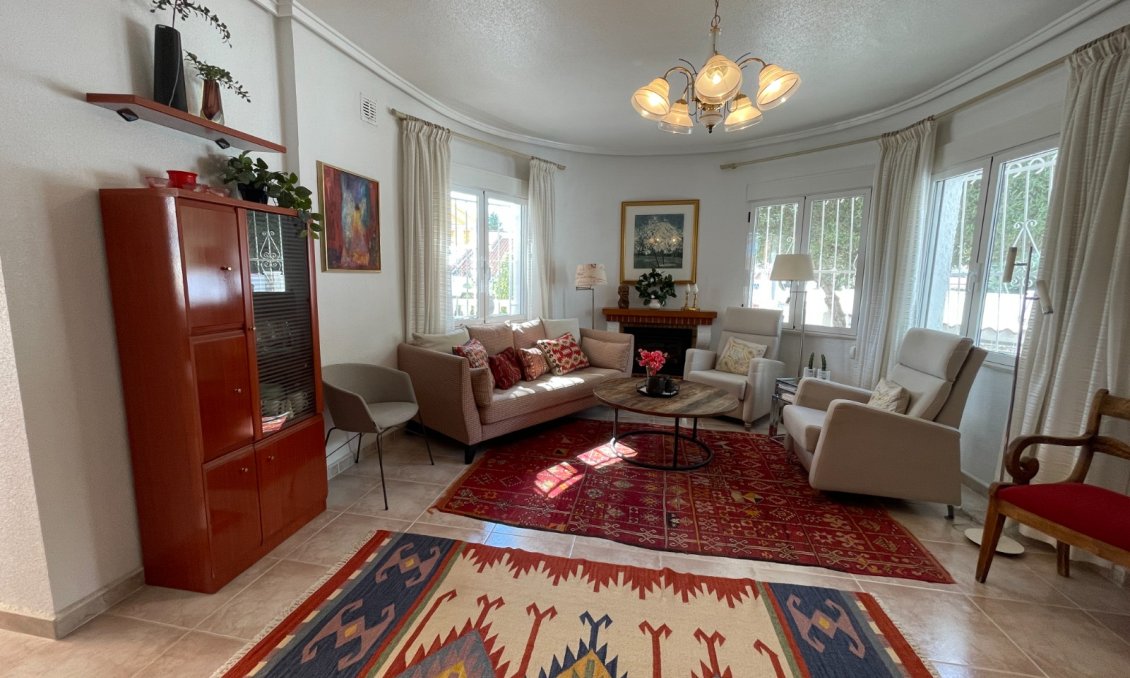 Használt Ingatlanok - Villa -
Ciudad Quesada - Costa Blanca