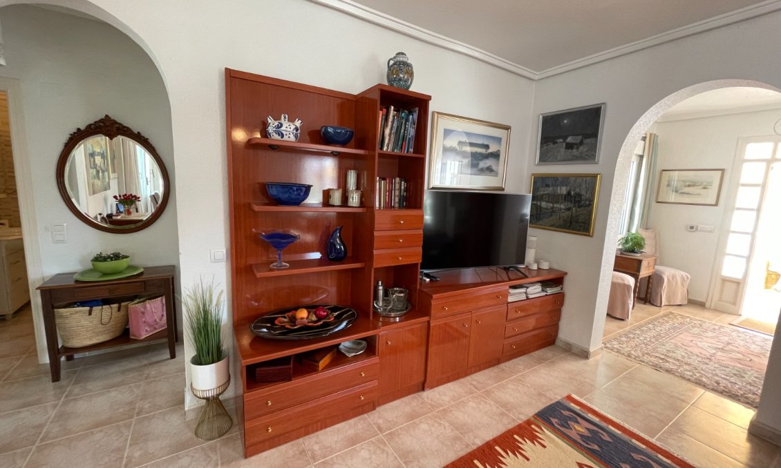 Használt Ingatlanok - Villa -
Ciudad Quesada - Costa Blanca