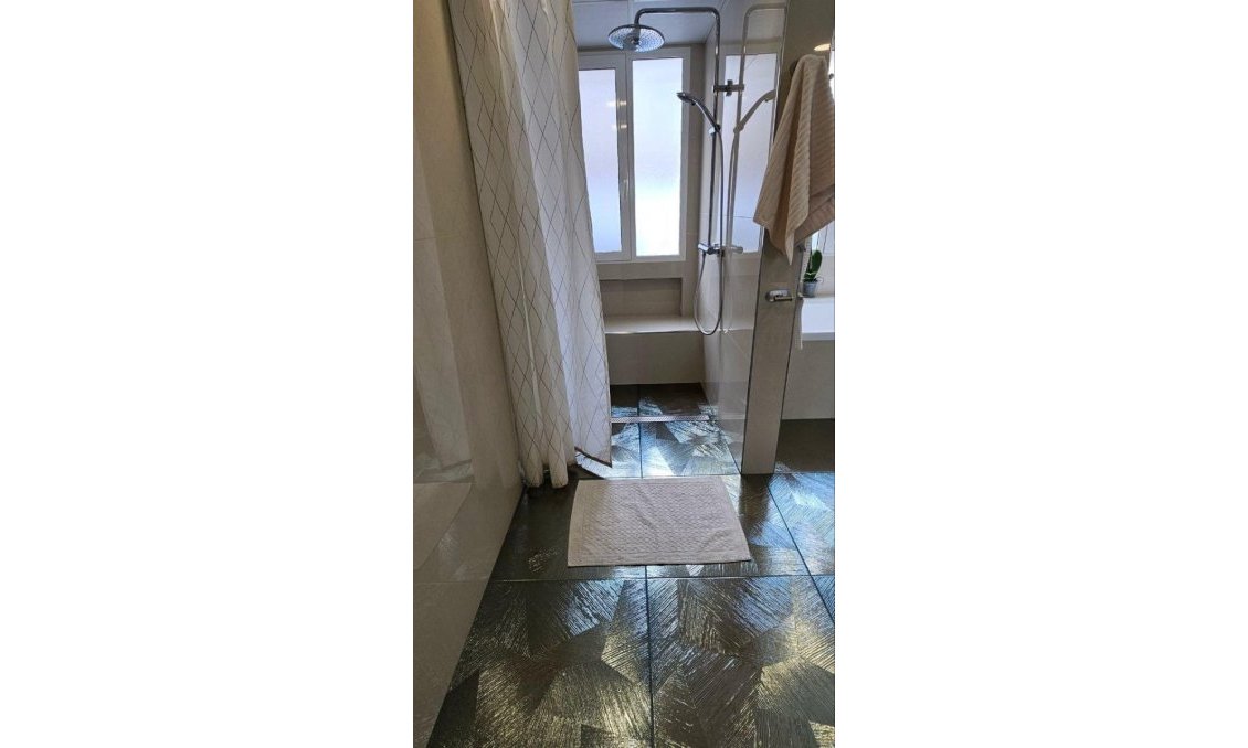 Revânzare - Vilă -
Orihuela - Inland