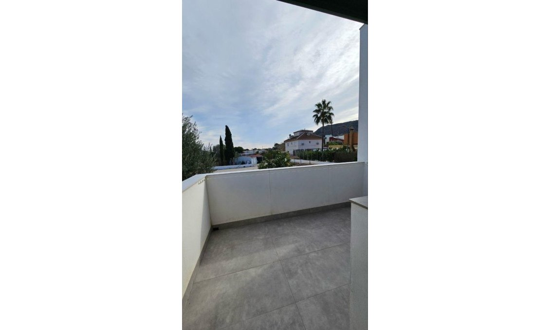 Revânzare - Vilă -
Orihuela - Inland