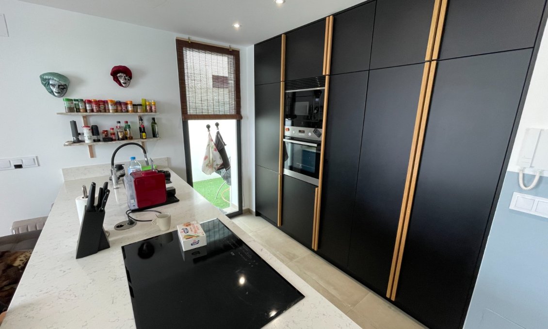 Használt Ingatlanok - Villa -
Dolores - Costa Blanca