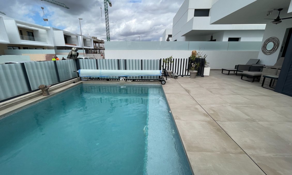 Használt Ingatlanok - Villa -
Dolores - Costa Blanca