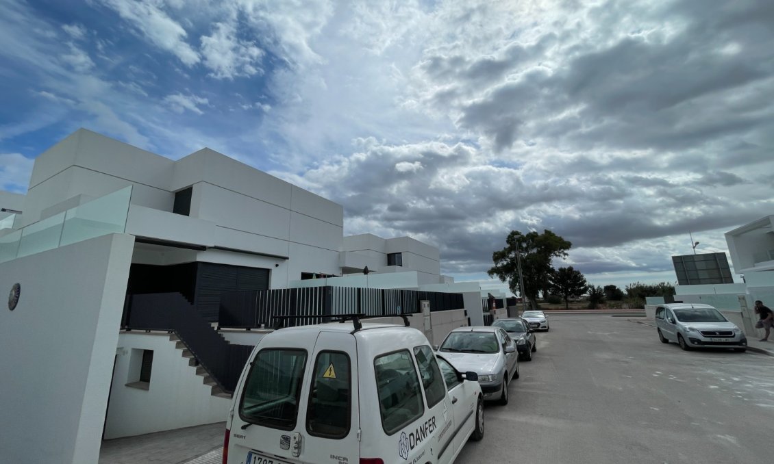 Használt Ingatlanok - Villa -
Dolores - Costa Blanca